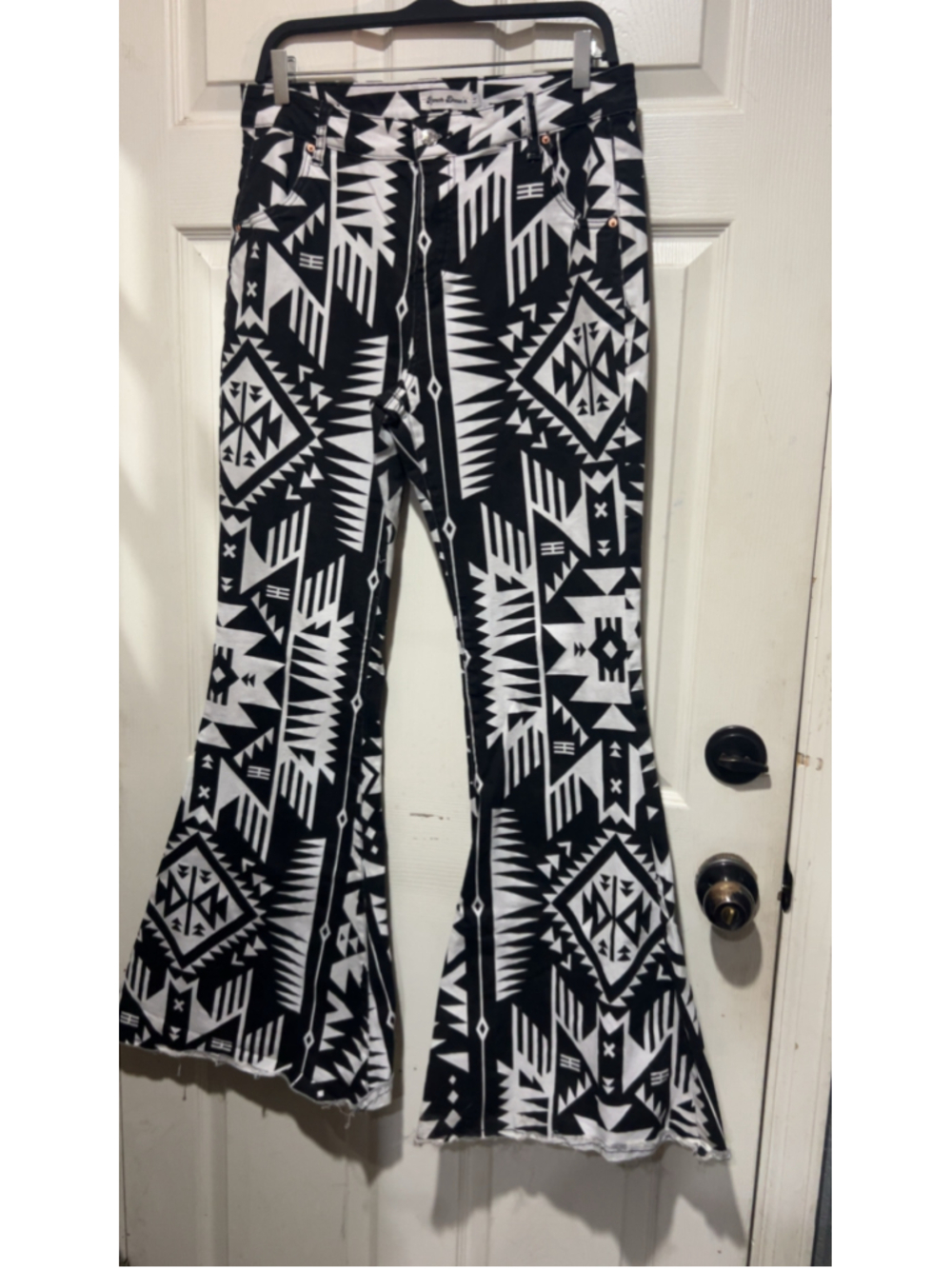 Women's Ranch Dress'n Flare Jeans Size 14 geometric print